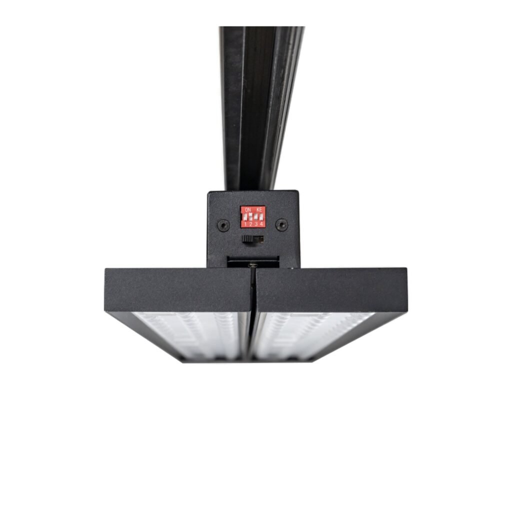 Adjustable Double Dual-Panel LED Track Linear Light watt switch structure